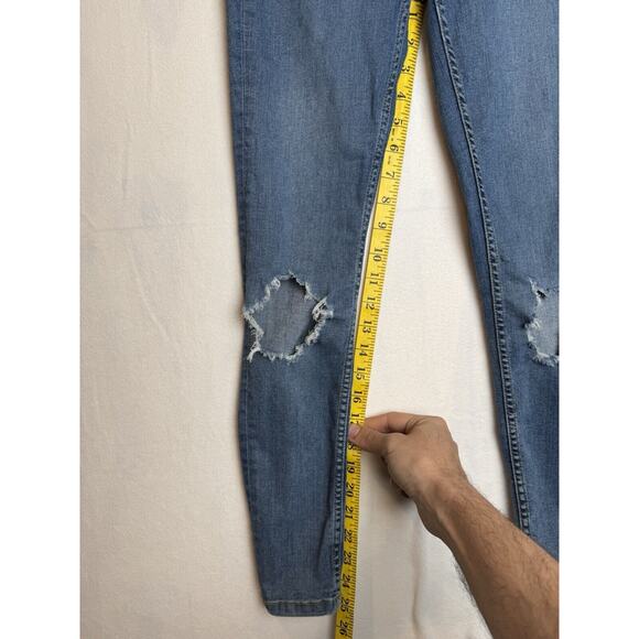 Free People Jeans Women’s Size 26 Blue Skinny Distressed 61855-16515125 FP - Picture 5 of 8